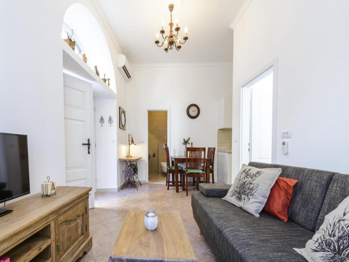 Apartment Franka Old Town *